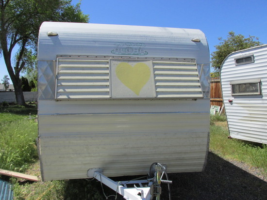 How To Paint a Vintage Travel Trailer